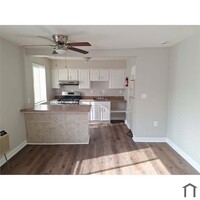 Building Photo - NEWLY AVAILABLE - RENOVATED 2 BR UNIT IN T...