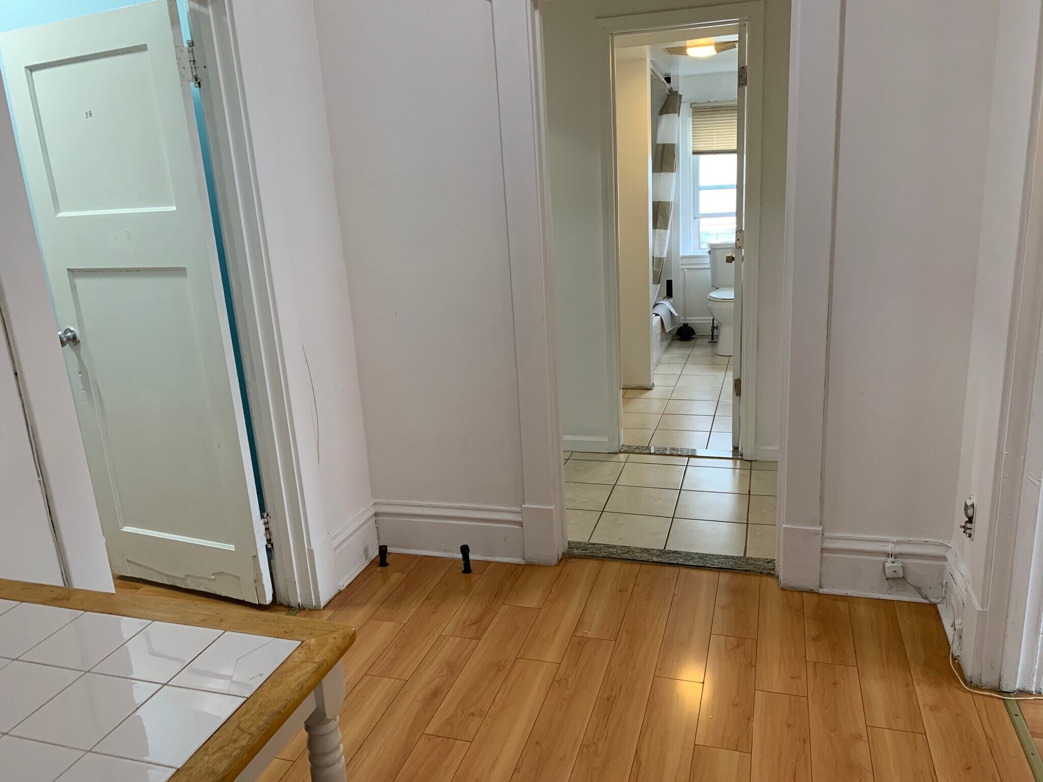 Building Photo - 746 Broughton St