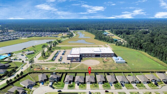 Building Photo - 20730 Southern Wds Blvd