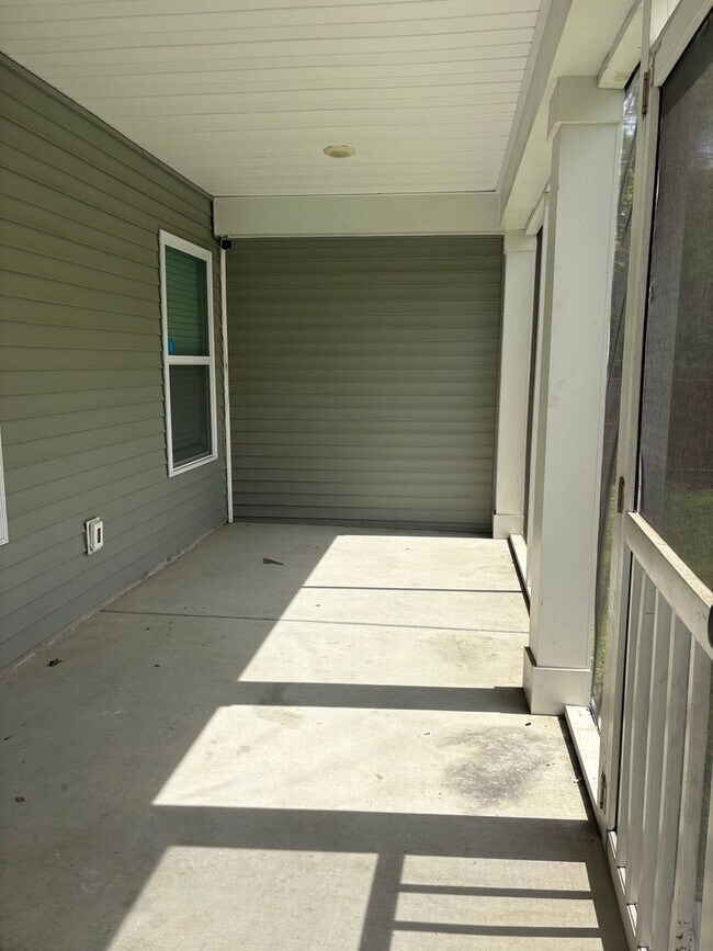 Building Photo - Ranch home in Charlotte , NO HOA