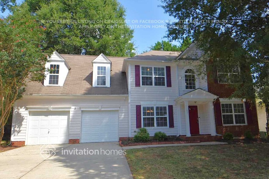 Primary Photo - 11807 Fox Glen Rd