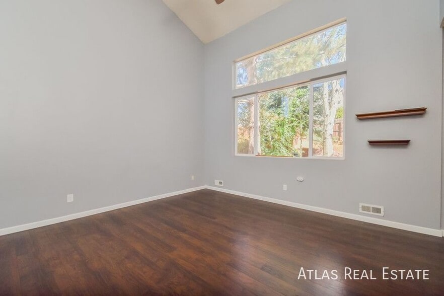 Building Photo - 7056 McEwan St