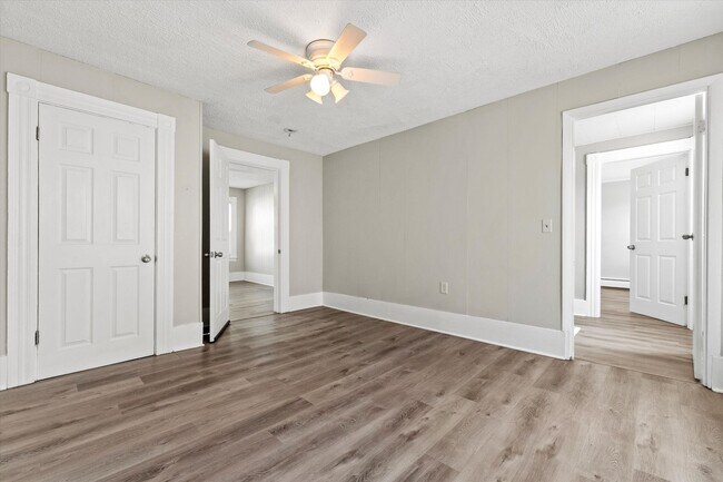 Building Photo - 28 S Beech St