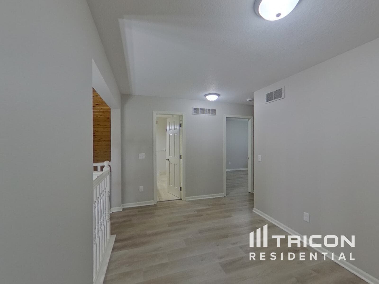 Building Photo - 209 Greenbriar Ln