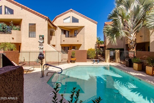 Building Photo - 10301 N 70th St