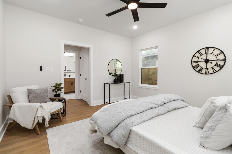 Building Photo - 237 Carle Ave