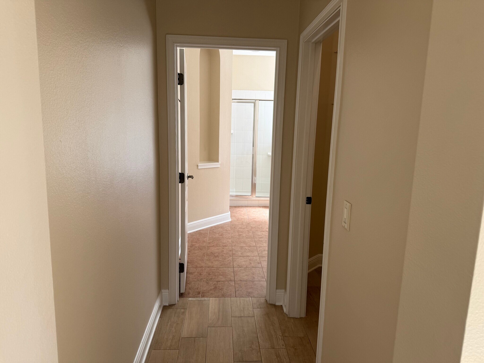 Building Photo - 7530 Colbury Ave