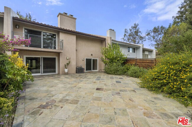 Building Photo - 2606 Claray Dr