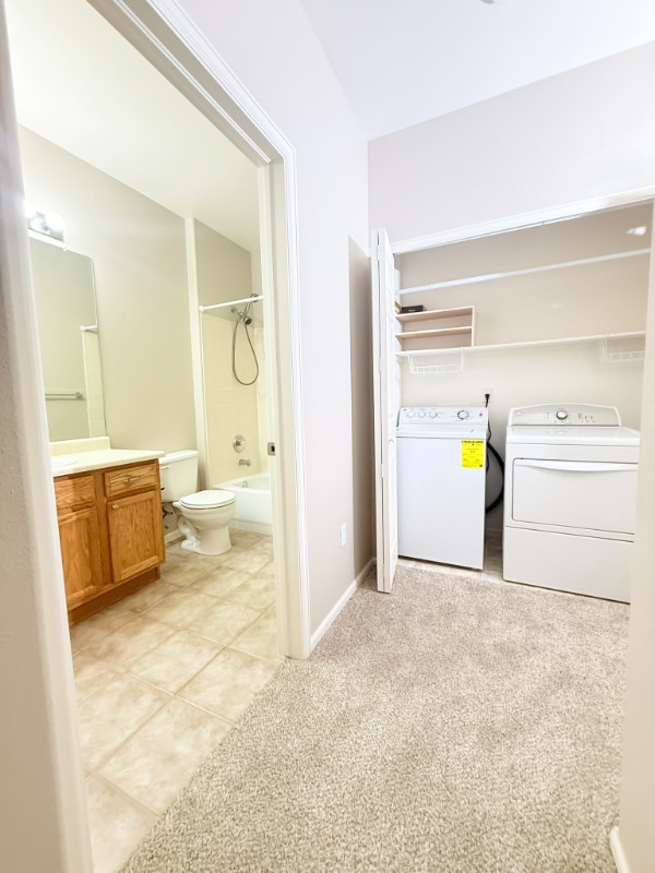 Building Photo - 1575 Olympia Cir