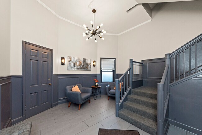 Building Photo - 447 Roger Williams Ave