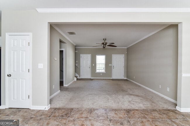 Building Photo - 4746 Autumn Rose Trail