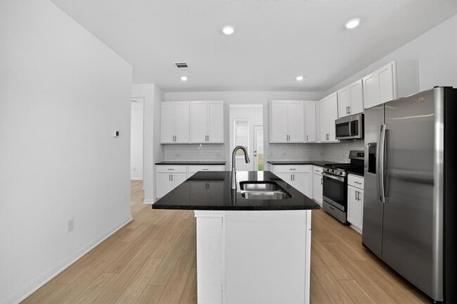 Building Photo - 5900 Swedish Farms Ter