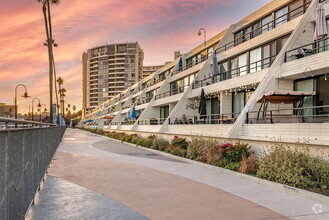 Building Photo - The Promenade at Marina City Club