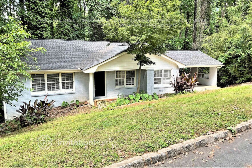 Building Photo - 2372 Oakridge Ct