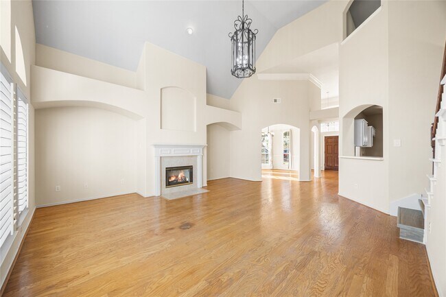 Building Photo - 12347 Shadowvista Dr