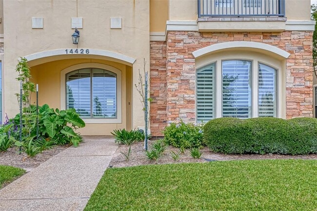 Building Photo - 14426 Summerleaf Ln