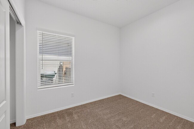 Building Photo - 280 Prism Ave SW