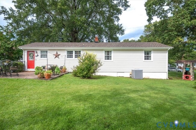 Building Photo - 16100 Gary Ave