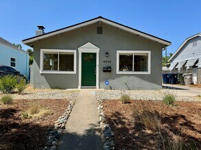 Building Photo - Adorable Newley Remodeled Home Available Now in Sacramento!