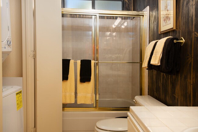 Building Photo - 28346 Desert Princess Dr