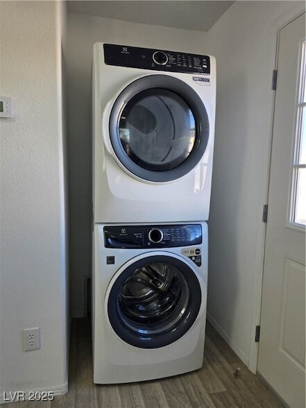 Building Photo - 3918 Cll Mirador