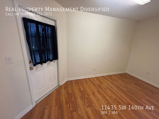 Building Photo - 11435 SW 140th Ave