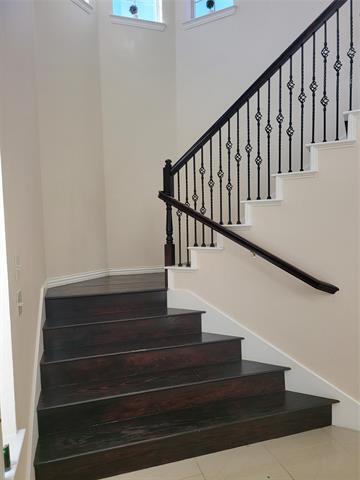 Building Photo - 2648 Dunbar Dr