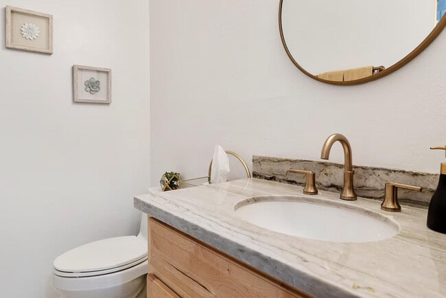 Building Photo - 4917 N 73rd St