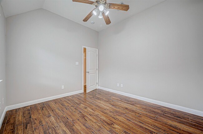 Building Photo - 5410 Portage Rock Ln