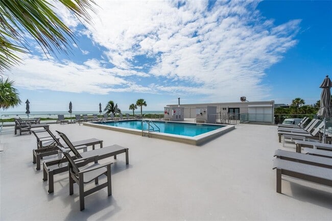 Building Photo - 5400 Ocean Blvd