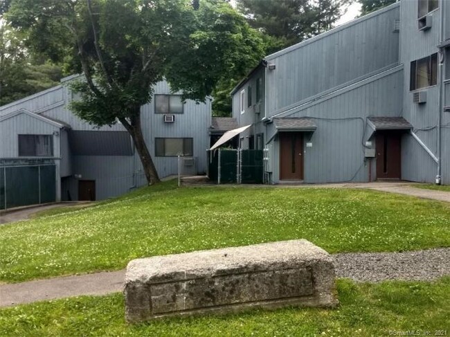 Building Photo - 94 Wakelee Rd
