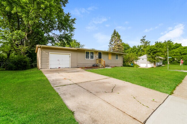 Primary Photo - 8501 E 91 St