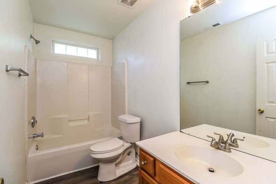 Building Photo - 12526 Cheryl Anne Pl