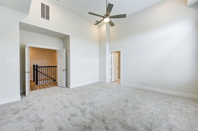Building Photo - 16032 Mason Run Dr