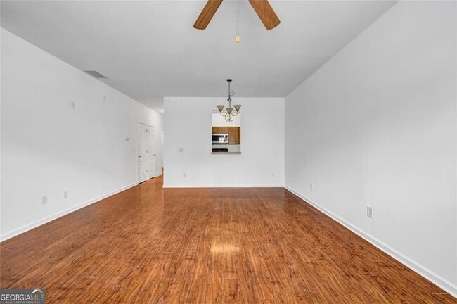 Building Photo - 3037 Bonnes Dr