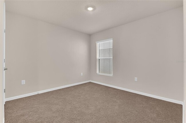 Building Photo - 2924 NE 20th Ter