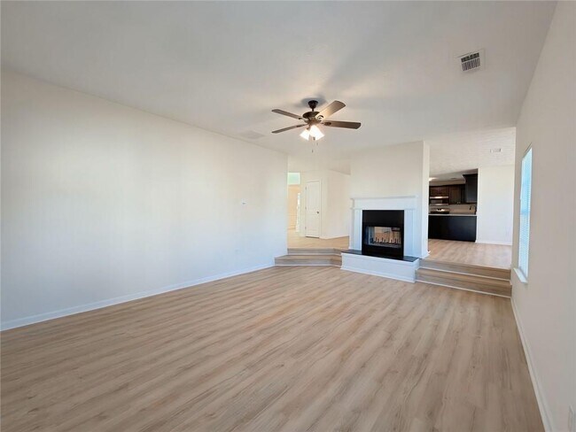 Building Photo - 2770 Austin Ridge Dr NE