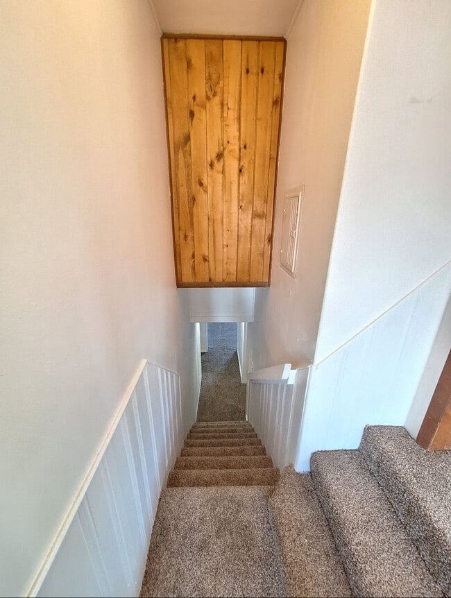 Building Photo - Spacious 5-Bedroom Home in Quiet Delta Neighborhood