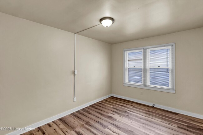 Building Photo - 1721 Wilson Ave