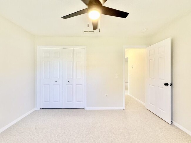 Building Photo - 2610 Sundance Ct