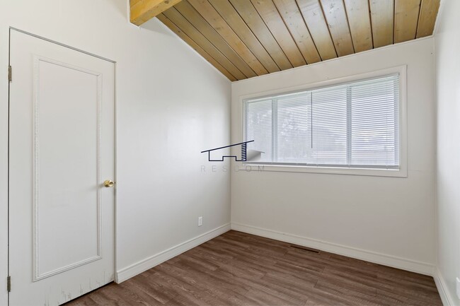 Building Photo - Ogden 4 Bedroom Home with Fenced Backyard!