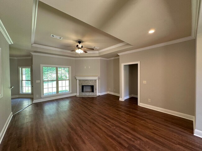 Building Photo - Located in the Redland Elementary and Middle School district.