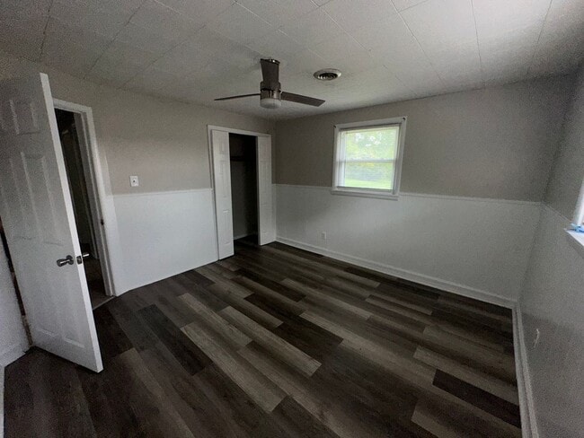 Building Photo - ONE LEVEL BRICK RANCHER WITH EXTRA LARGE LOT