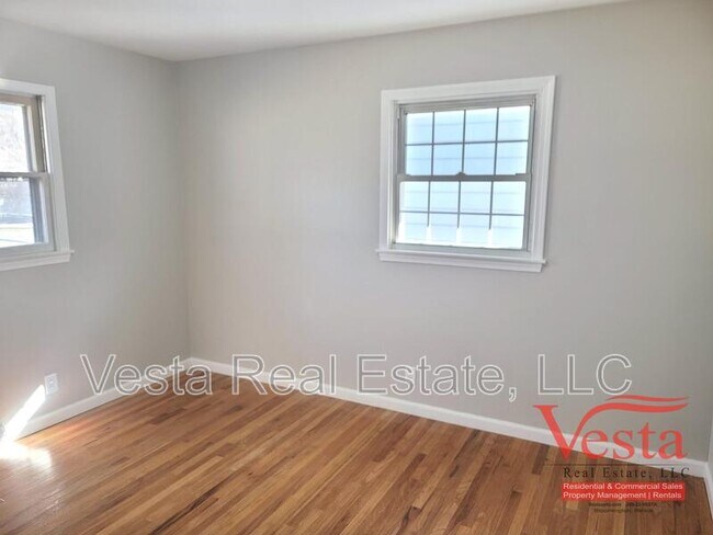 Building Photo - 1219 Rutledge Rd