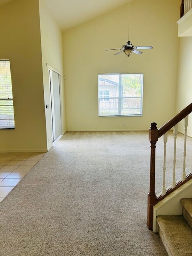 Building Photo - VICTORIA PARK 2-Story - 4 bedroom 2.5 bath 2 car garage AVAILABLE NOW - contact Karen Guardino, R...