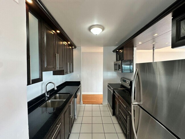 Building Photo - 4180.5 N Marine Dr