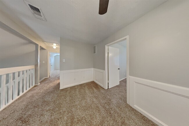 Building Photo - 22719 Garden Canyon Dr