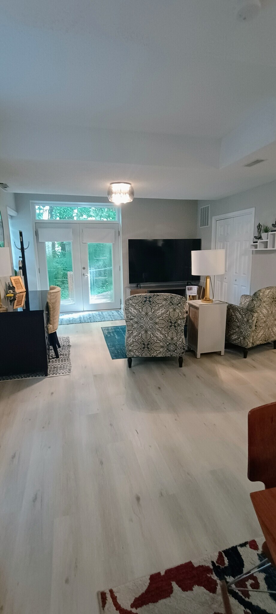 Building Photo - 906 Bitterfield Dr