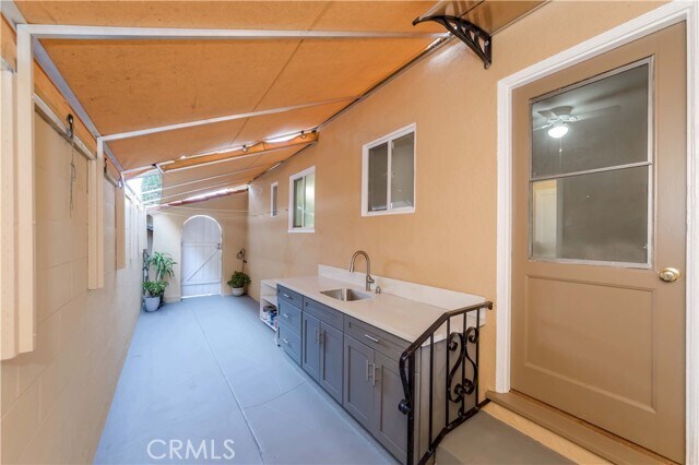 Building Photo - 1001 Monterey Rd