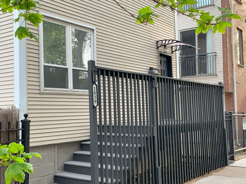 Building Photo - 1829 W Ellen St